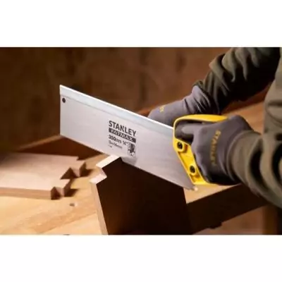 Scie à Dos STANLEY FATMAX 2-17-202 - 350 mm - 13 Dents/Pouce Scie à Dos STANLEY FATMAX 2-17-202 - 350 mm - 13 Dents/Pouce