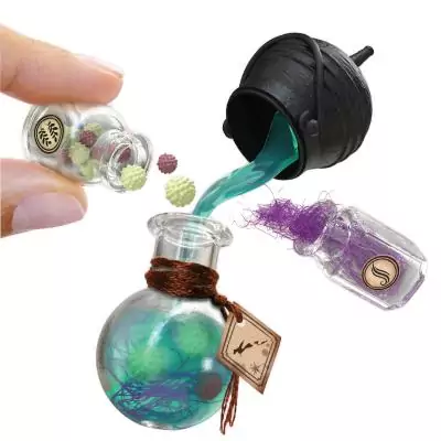 MGA's Miniverse Harry Potter Make It Mini Potions