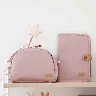 Protège carnet de santé BEABA en toile rose poudré