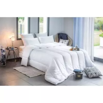 Couette tempérée anti-acariens BLANREVE 300 gr/m² - 240 x 220 cm ?