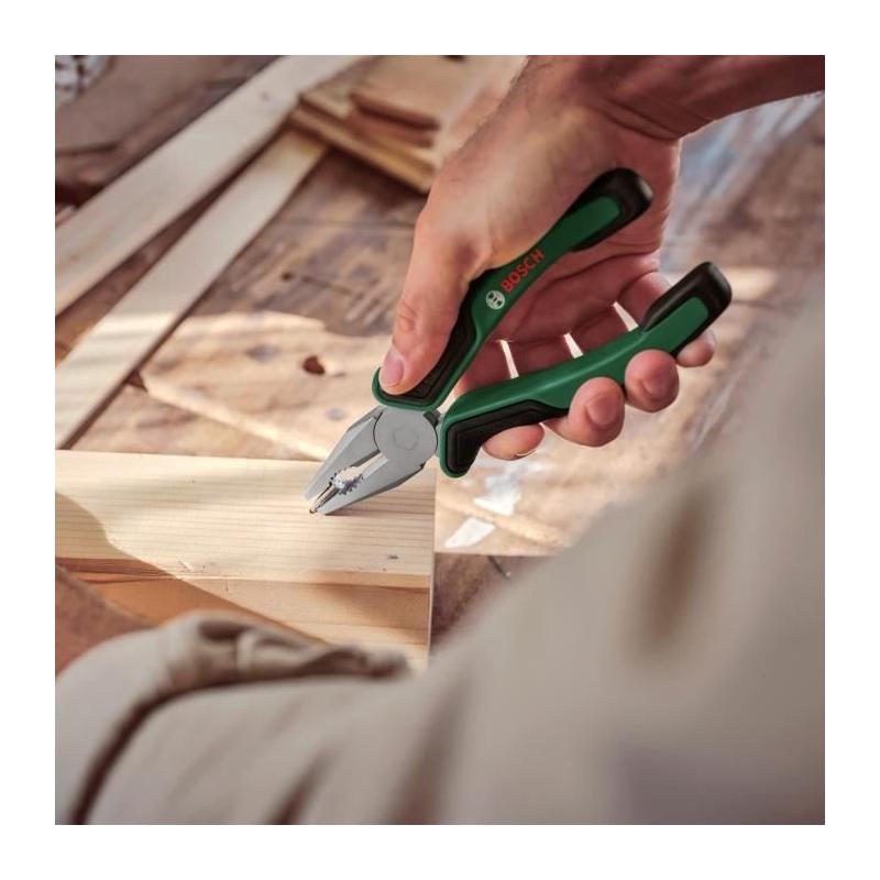 Ensemble de 4 pinces Bosch pour tous vos besoins de serrage
