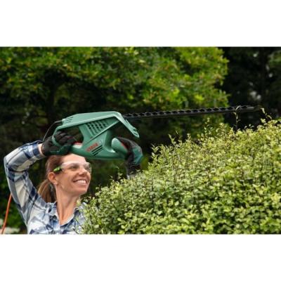 Taille-haies BOSCH EasyHedgeCut 55-16 - Coupe parfaite!