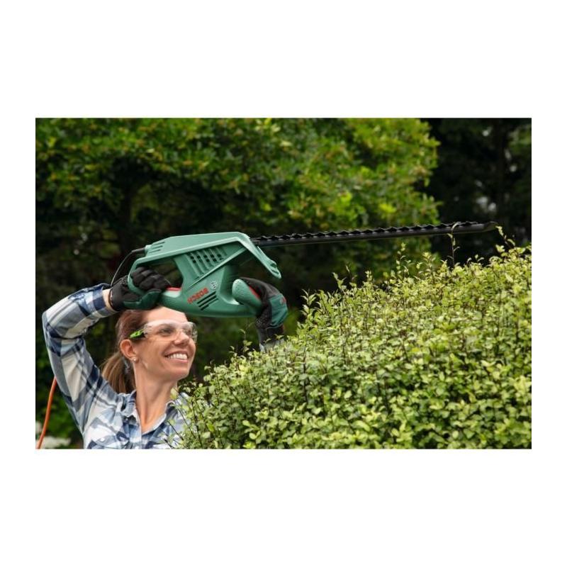 Taille-haies BOSCH EasyHedgeCut 55-16 - Coupe parfaite!