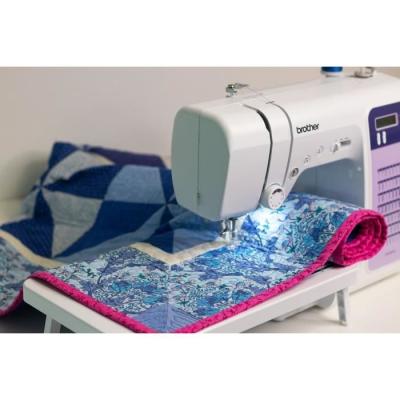 Machine à coudre Brother FS70WTX: Votre alliée couture compacte