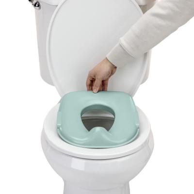 Pot réducteur de toilette INGENUITY : 3 en 1 compact et pratique