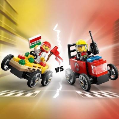 Pack de bolides de course LEGO City : duel camion pizza vs camion pompiers