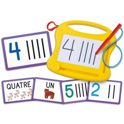 Calculs ludiques avec l'ardoise magique CAROTINA: apprendre les chiffres