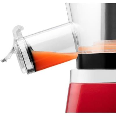 Extrait des jus savoureux avec l'extracteur lent Sencor - SSJ 4042RD