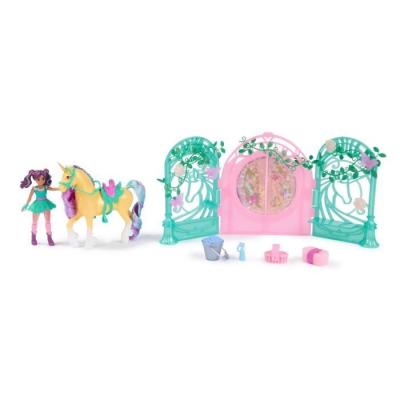 Découvrez le Playset Mini Poupée Ava et Leaf Color Reveal Unicorn Academy!