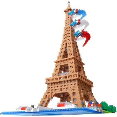 Assemblez la Tour Eiffel avec Nanoblock - 500 pièces