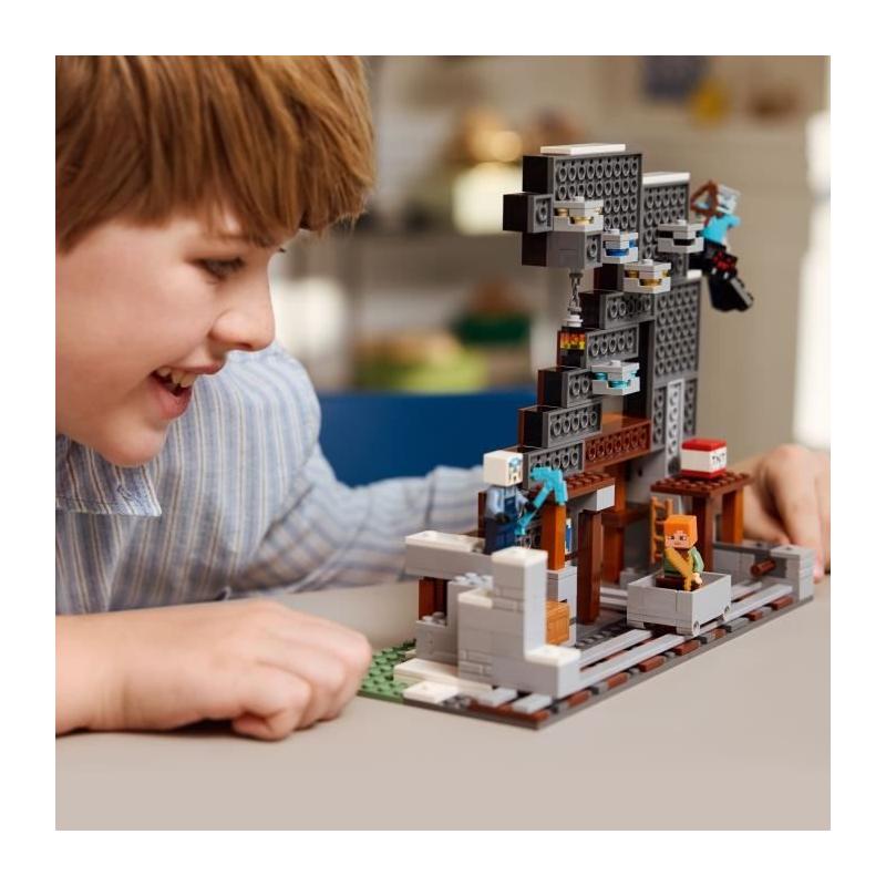 LEGO Minecraft 21277 La Mine En Forme De Pioche - Jeu De Construction Fun