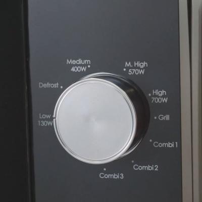 Micro-ondes Gril CANDY Moderna 20L 700W - UI mécanique 6 niveaux de puissance