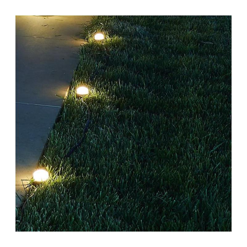 Éclairage solaire pour allée: 10 mini-spots lumineux à LED blanc chaud
