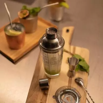 Set cocktails LIVOO 400ml - 1 shaker, 1 doseur, 1 cuillère, 1 passoire