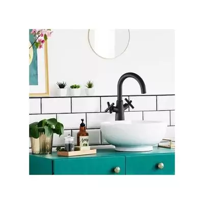 Mettez du style dans votre salle de bain avec le mélangeur NANKA HAUT - Noir