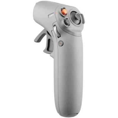 Contrôlez votre drone par le mouvement avec la manette RC Motion 2
