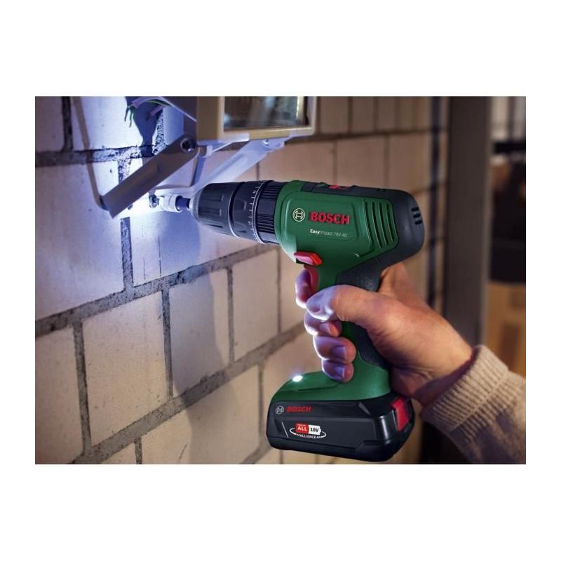 Perceuse-visseuse à percussion Bosch 18V 1.5Ah 2 batteries