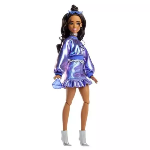 Barbie - Poupée Deluxe Style - Haut et jupe bleu métallisé - Brune - Barbie - JFP42
