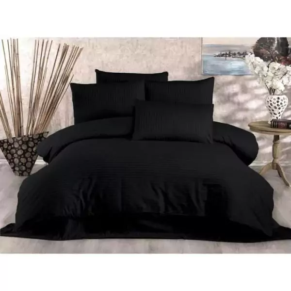 Parure de lit - 1 housse de couette 220 x 240 cm + 2 taies d'oreiller 60 x 60 cm - 70% polyester, 30% coton - Noir