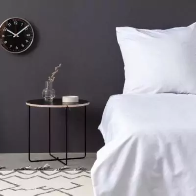 Parure de lit satinée 100% coton blanc - 1 housse 220x240cm + 2 taies 60x60cm