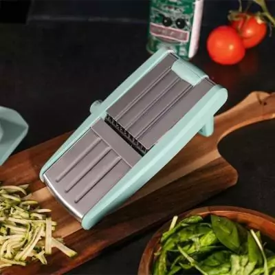 Mandoline 3 en 1 pratique et sûr - LIVOO - MEN429