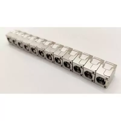 Pack de 12 noyaux keystone RJ45 Cat.6a LINEAIRE PR24AS12 - Court - Blindé Pack de 12 noyaux keystone RJ45 Cat.6a LINEAIRE PR24AS12 - Court - Blindé