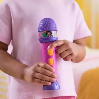 Figurine miniature - Dora avec fonctions interactives