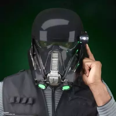 Casque Death Trooper impérial électronique premium avec LED avancés