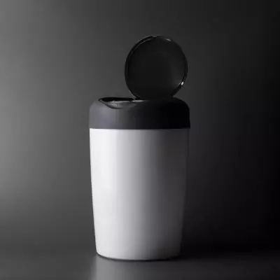 Tommee Tippee Poubelle a Couches Simplee +1 recharge - Grise et Blanche Tommee Tippee Poubelle a Couches Simplee +1 recharge - Grise et Blanche