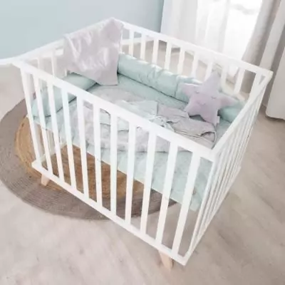 Parc bébé - ROBA - 75 x 100 cm - Tapis de parc 'Lil Planet' vert givré inclus - Blanc