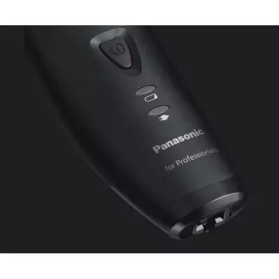 Tondeuse cheveux professionnelle PANASONIC ER-GP65 - sans fil - Tete de coupe X-Taper 2.0 et 3 accessoires Tondeuse cheveux professionnelle PANASONIC ER-GP65 - sans fil - Tete de coupe X-Taper 2.0 et 3 accessoires
