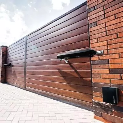 Kit moteur de portail deux battants - SCS SENTINEL - SimplyOpen 1 - A vis sans fin - Jusqu'a 150 kg par vantail et 3 metres max