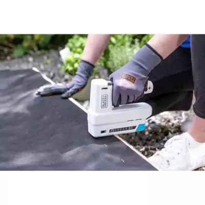 Agrafeuse - BLACK&DECKER - BCN115-XJ - 3,6V - 60cps/min - Avec 800 agrafes 12mm et 200 clous